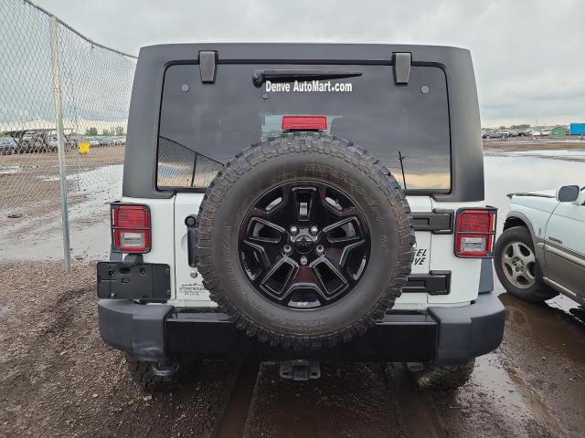 1C4BJWDG9JL931869 Jeep Wrangler Unlimited Sport