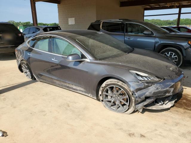5YJ3E1EA4JF041093 Tesla MODEL 3