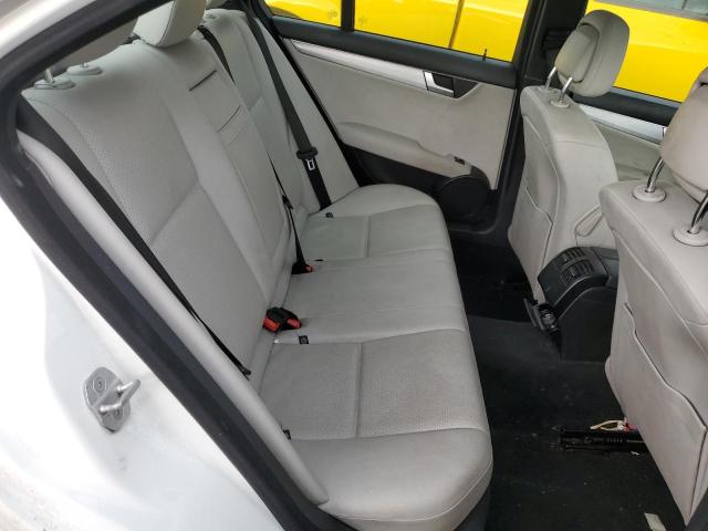 WDDGF4HB1EA946092 Mercedes-Benz C 250
