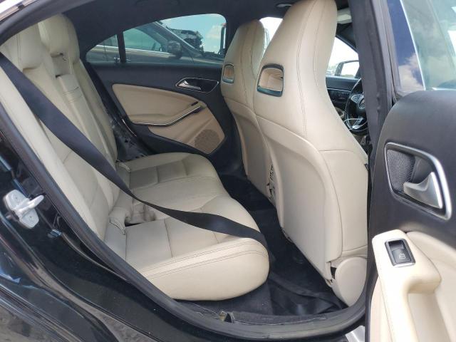 WDDSJ4EB4FN218001 Mercedes-Benz CLA 250