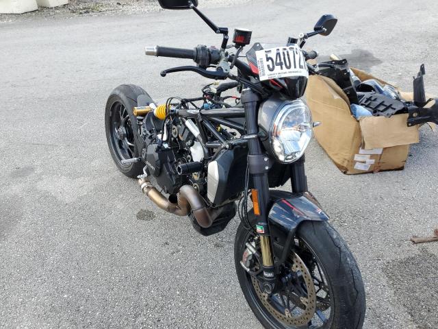 2016 DUCATI MONSTER 12 - ZDM1RBZW5GB020079