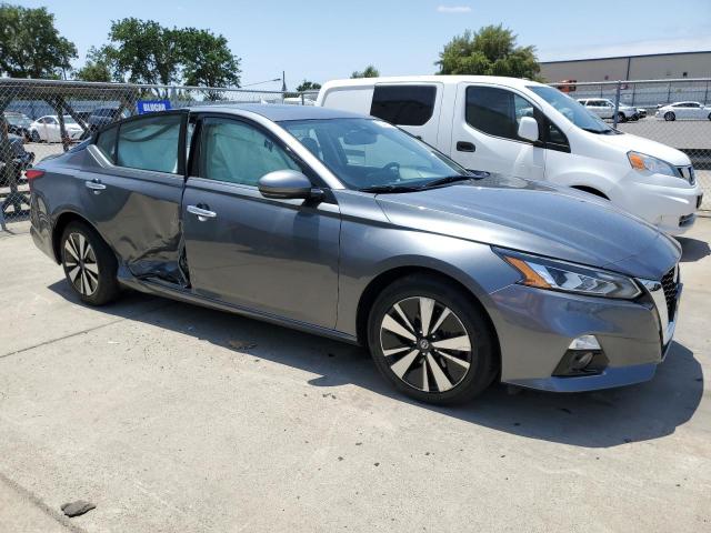 1N4BL4DW3KC172505 Nissan ALTIMA SV