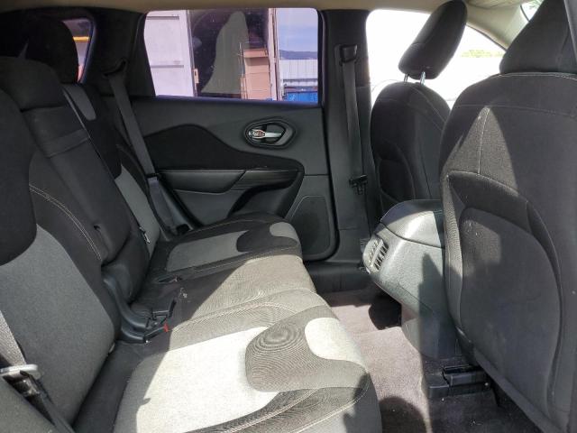 1C4PJLAB7GW274347 Jeep Cherokee Sport