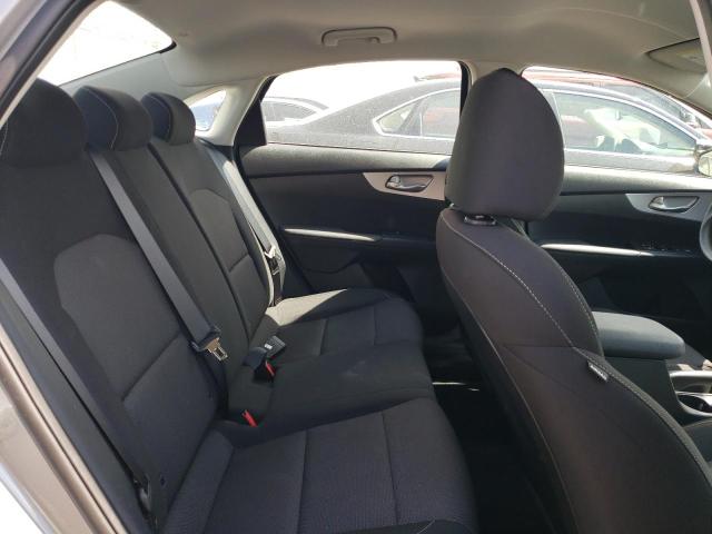 3KPF24ADXPE577097 KIA FORTE LX