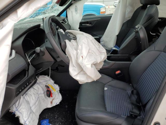 4T3E6RFV2NU072400 Toyota RAV4 XSE