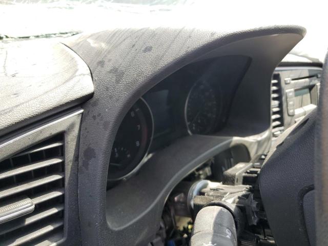 5NPD74LF2JH329906 Hyundai ELANTRA SE