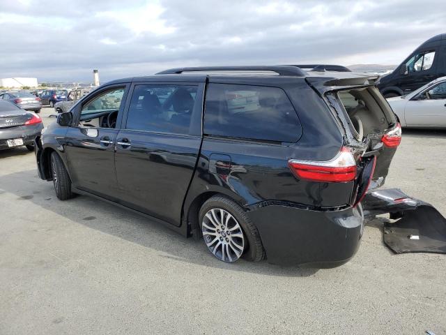 5TDYZ3DC2JS931208 Toyota SIENNA XLE