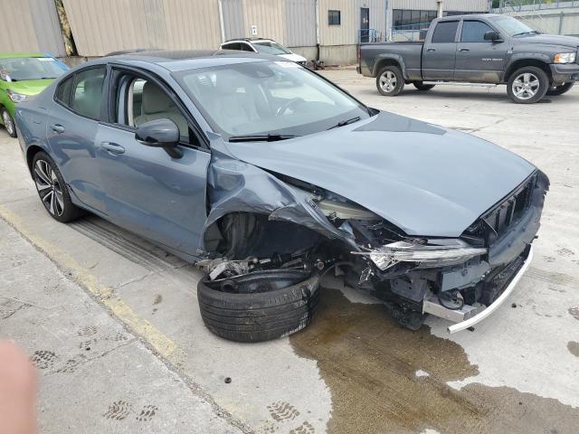2022 VOLVO S60 B5 MOM 7JRL12TZ8NG165102