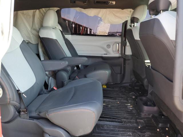 2021 TOYOTA SIENNA XSE - 5TDDSKFC8MS036062