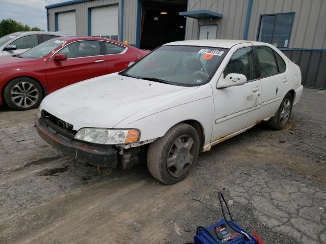 2000 Nissan Altima XE