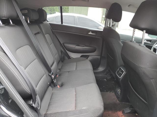 KNDPMCAC8H7277057 KIA Sportage Lx
