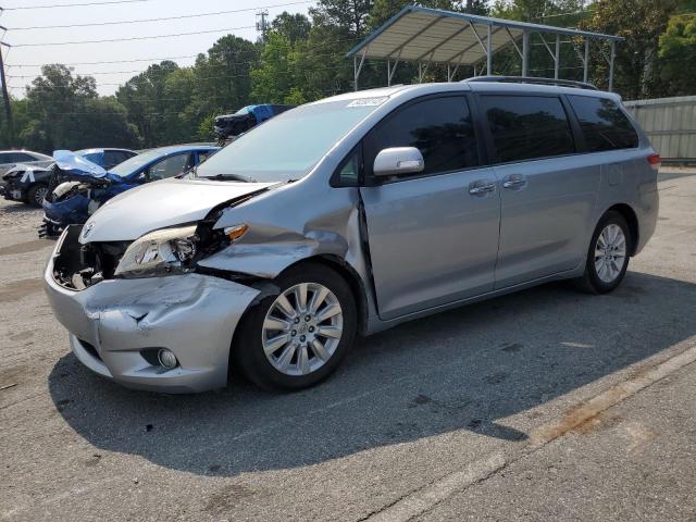 2013 Toyota Sienna XLE