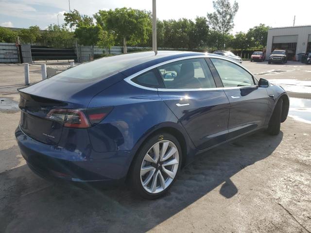 Фото: 5YJ3E1EB1JF117457 - 3