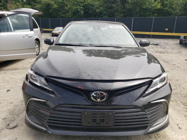 4T1C11AKXNU686138 Toyota Camry LE 5