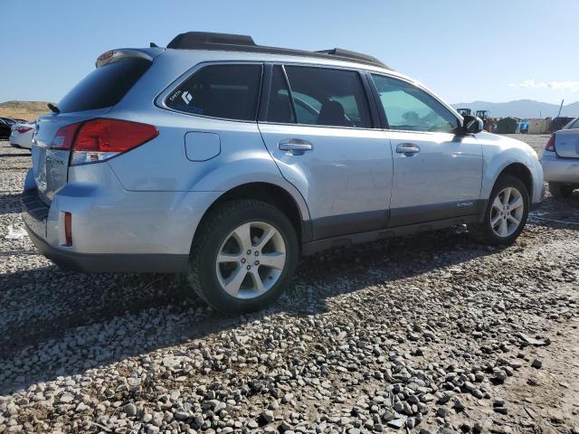 4S4BRCCC2E3311646 Subaru Outback 2.5i Premium