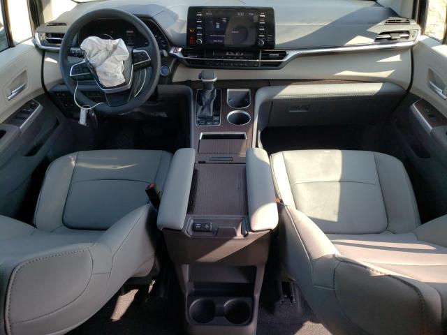 5TDYRKEC4NS126874 Toyota SIENNA XLE