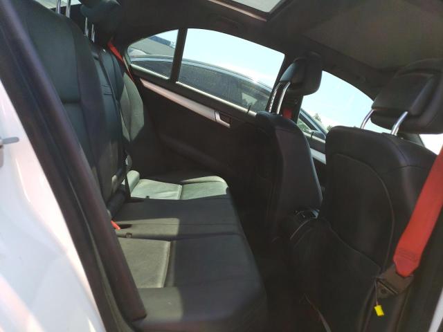 WDDGF4HB0ER310328 Mercedes-Benz C 250