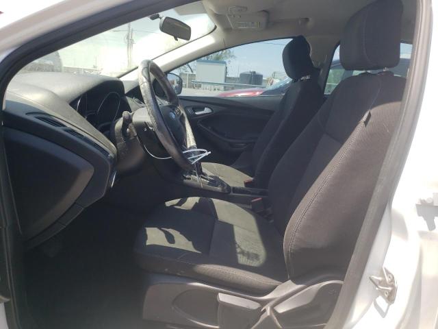 1FADP3F22FL313586 Ford FOCUS SE