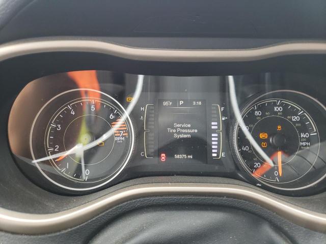 1C4PJLCB9GW128254 Jeep Cherokee Latitude