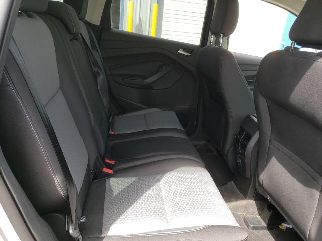 1FMCU0GD7KUC37831 Ford ESCAPE SE