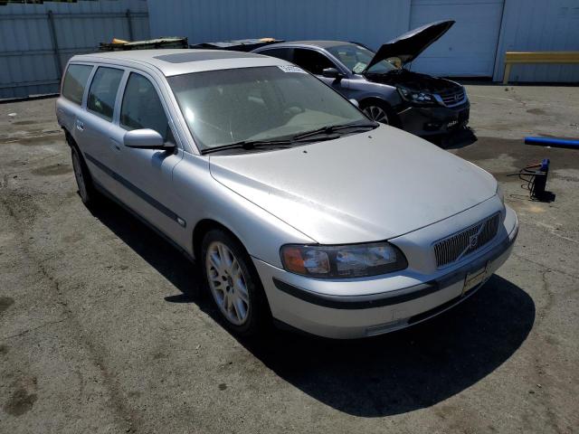 2004 Volvo V70 