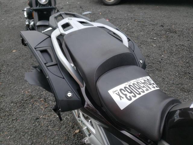 2015 BMW R1200 RT - WB10A1305FZ191964