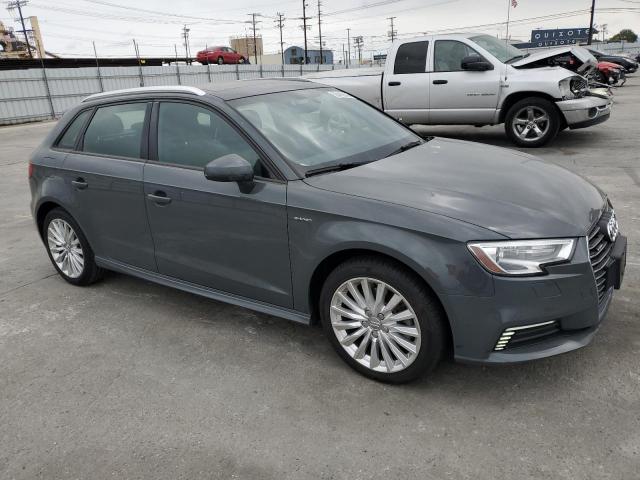 2018 AUDI A3 E-TRON - WAUUPBFF5JA057033