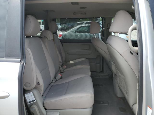 KNDMB5C16G6203074 KIA SEDONA LX