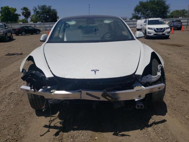 5YJ3E1EB0NF139102 Tesla MODEL 3