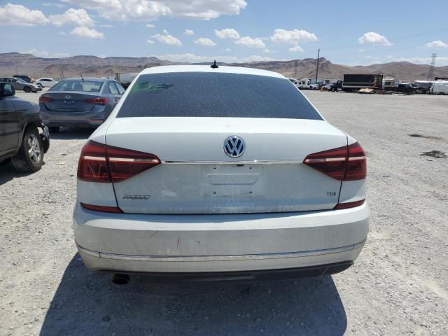 2017 VOLKSWAGEN PASSAT R-L - 1VWDT7A35HC083927