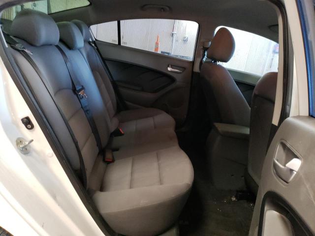 3KPFK4A73JE235735 KIA FORTE LX