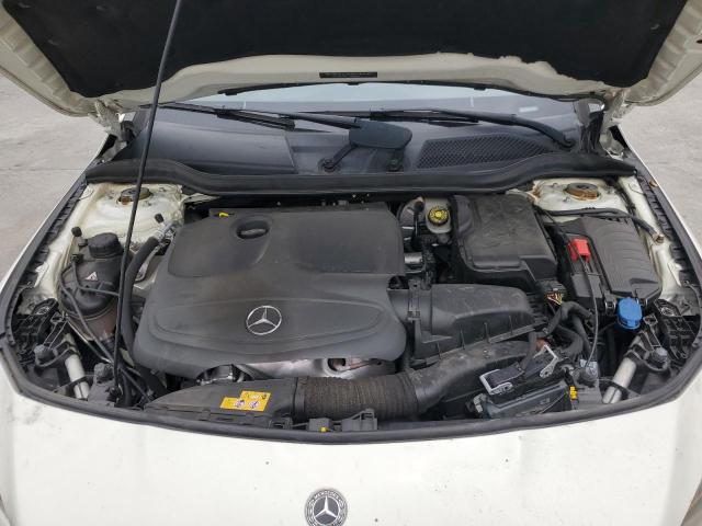 WDDSJ4EB6JN615797 Mercedes-Benz CLA 250