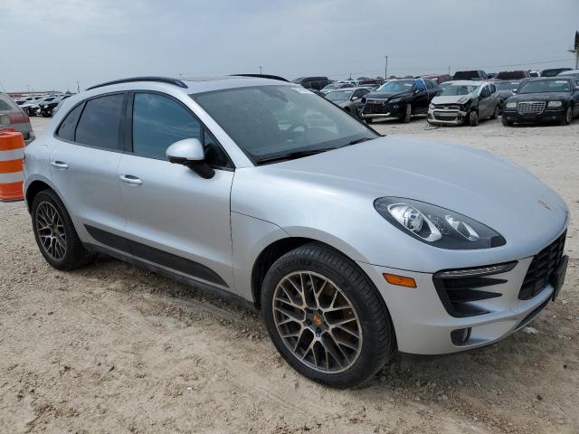 VIN WP1AB2A50JLB32453 2018 Porsche Macan, S no.4