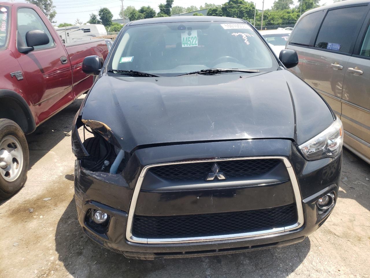Lot #2071327549 2011 MITSUBISHI OUTLANDER