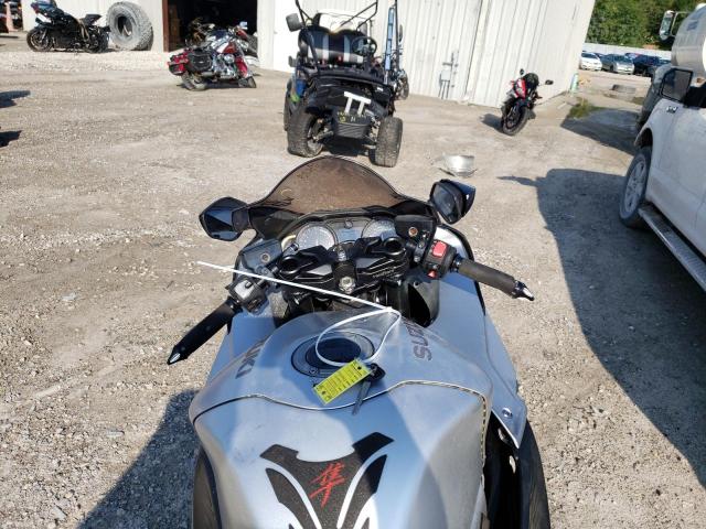2022 SUZUKI GSX1300 RR - JS1EJ11B6N7101030