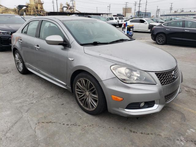 VIN JS2RF9A64D6100107 2013 Suzuki Kizashi, Sport Gts no.4