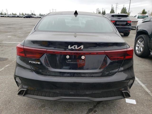 3KPF24AD9PE629299 KIA FORTE LX