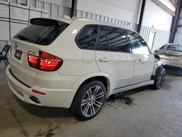 5UXZV4C5XCL763832 2012 BMW X5, photo no. 3