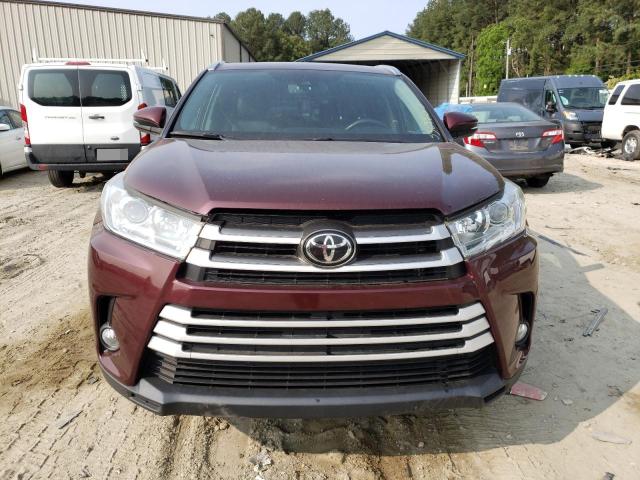 VIN 5TDJZRFHXKS995043 2019 Toyota Highlander, SE no.5