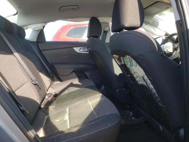 3KPF24AD0PE606980 KIA FORTE LX