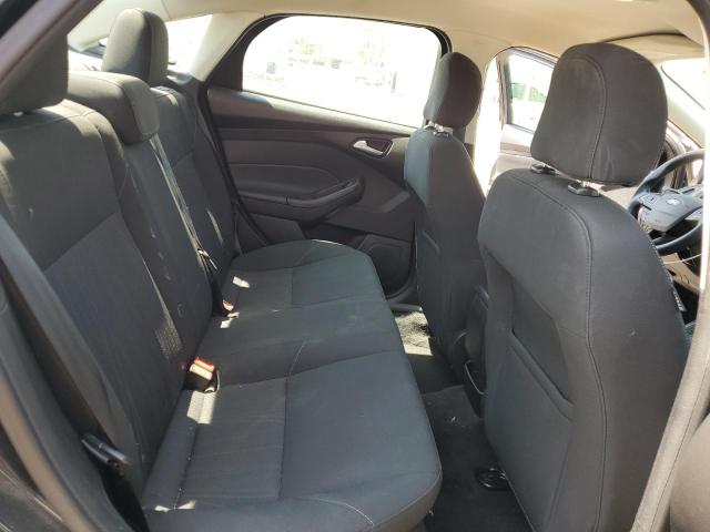 1FADP3F28FL375090 Ford FOCUS SE