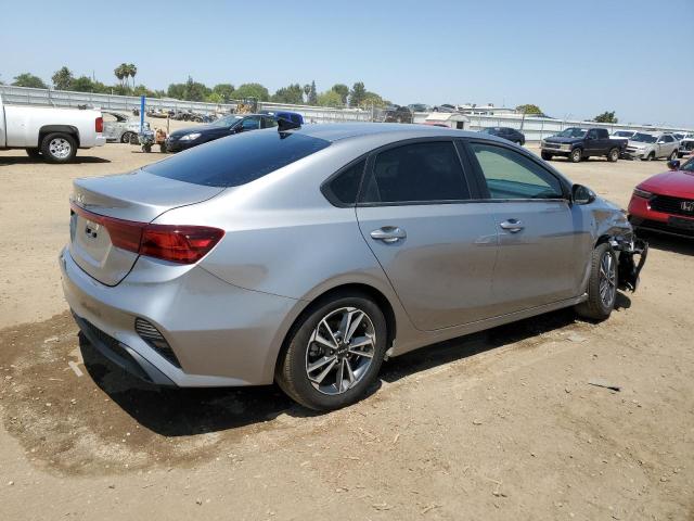 3KPF24AD5PE587147 KIA FORTE LX