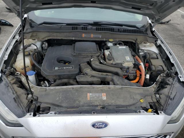 3FA6P0LU7KR154122 Ford FUSION SE