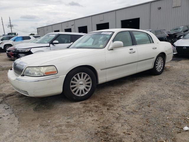 2004 Lincoln Town Car Ultimate