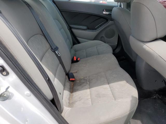 KNAFK4A64F5419735 KIA FORTE LX