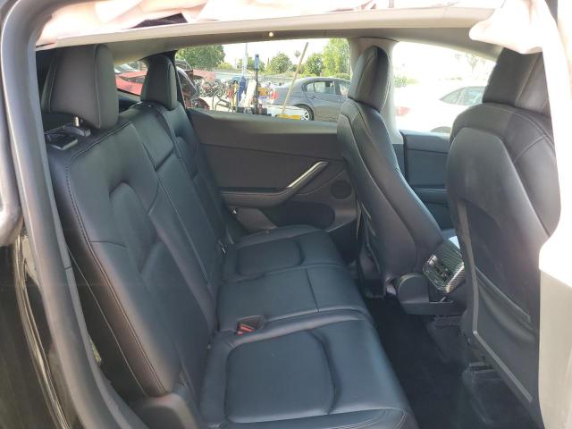7SAYGAEE4NF402124 Tesla Model Y