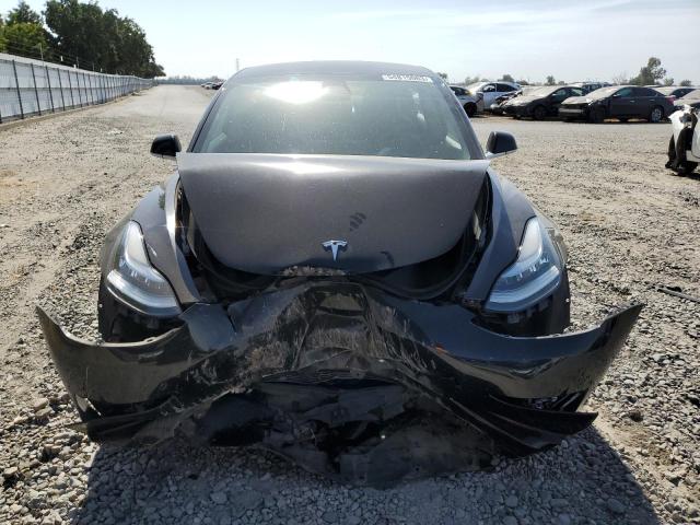 5YJ3E1EA3KF395172 Tesla MODEL 3