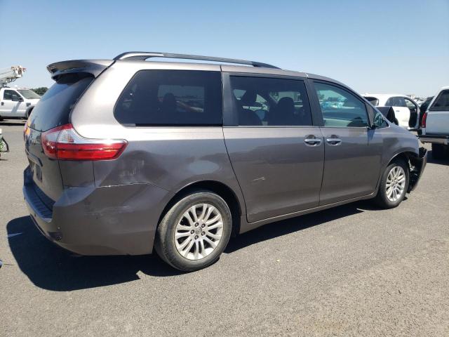 5TDYK3DC5FS575445 Toyota SIENNA XLE