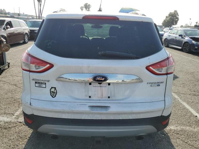 1FMCU9J95EUC72204 Ford Escape Titanium