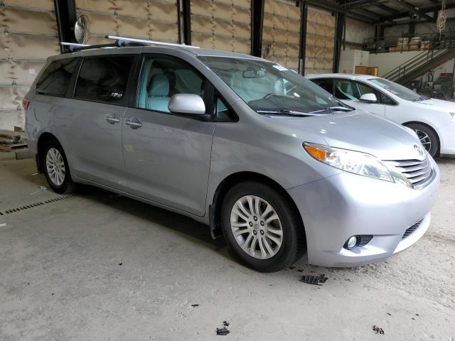 5TDYK3DC0FS668504 Toyota SIENNA XLE